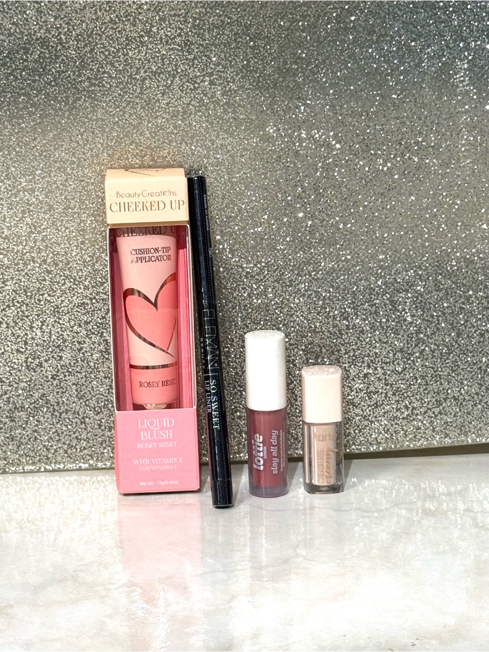 5 for $25 item 🌺 Mini Makeup Set